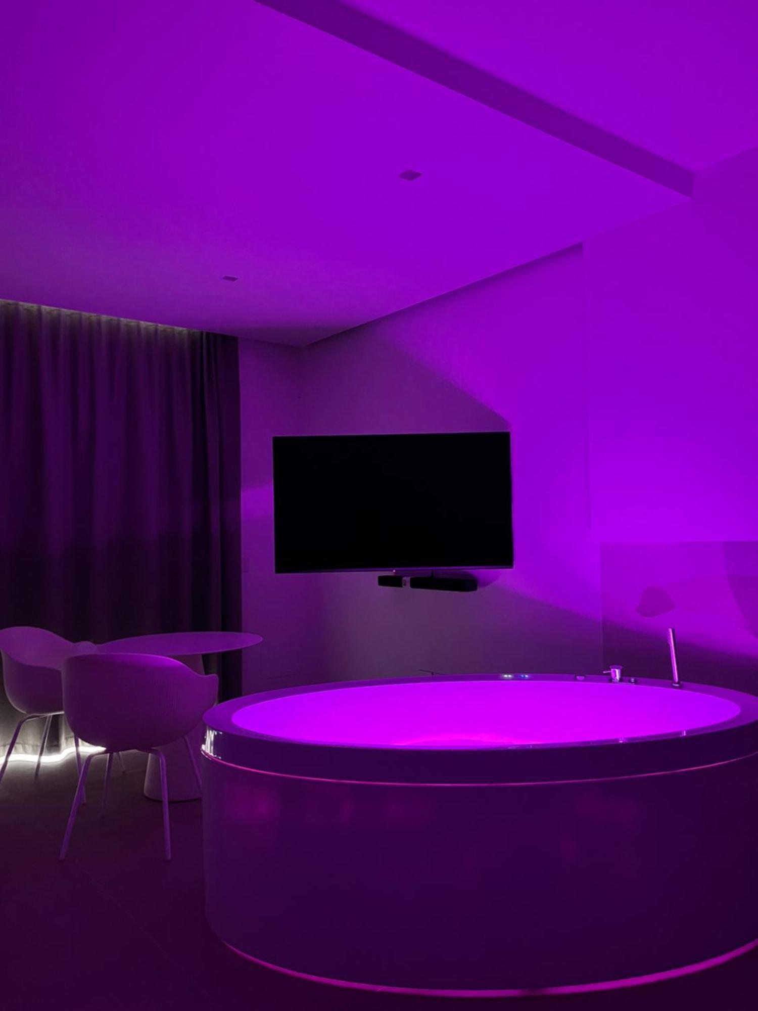 Seacity Suite & Stay Монополи Экстерьер фото